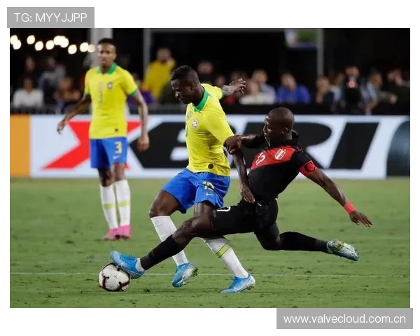 巴西世预赛最后一战沙利松帕奎塔首发出战力拼胜利