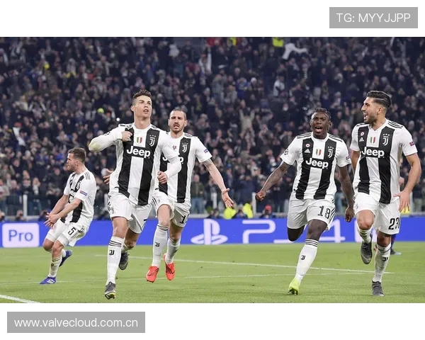 阿尔瓦雷斯闪耀西甲赛场攻入三球上演帽子戏法助马竞豪取胜利