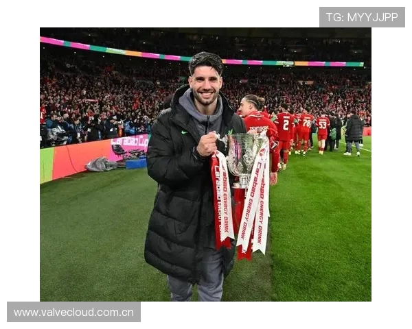 索内斯：利物浦仍有机会争夺英超冠军，红军球迷不会放弃球队